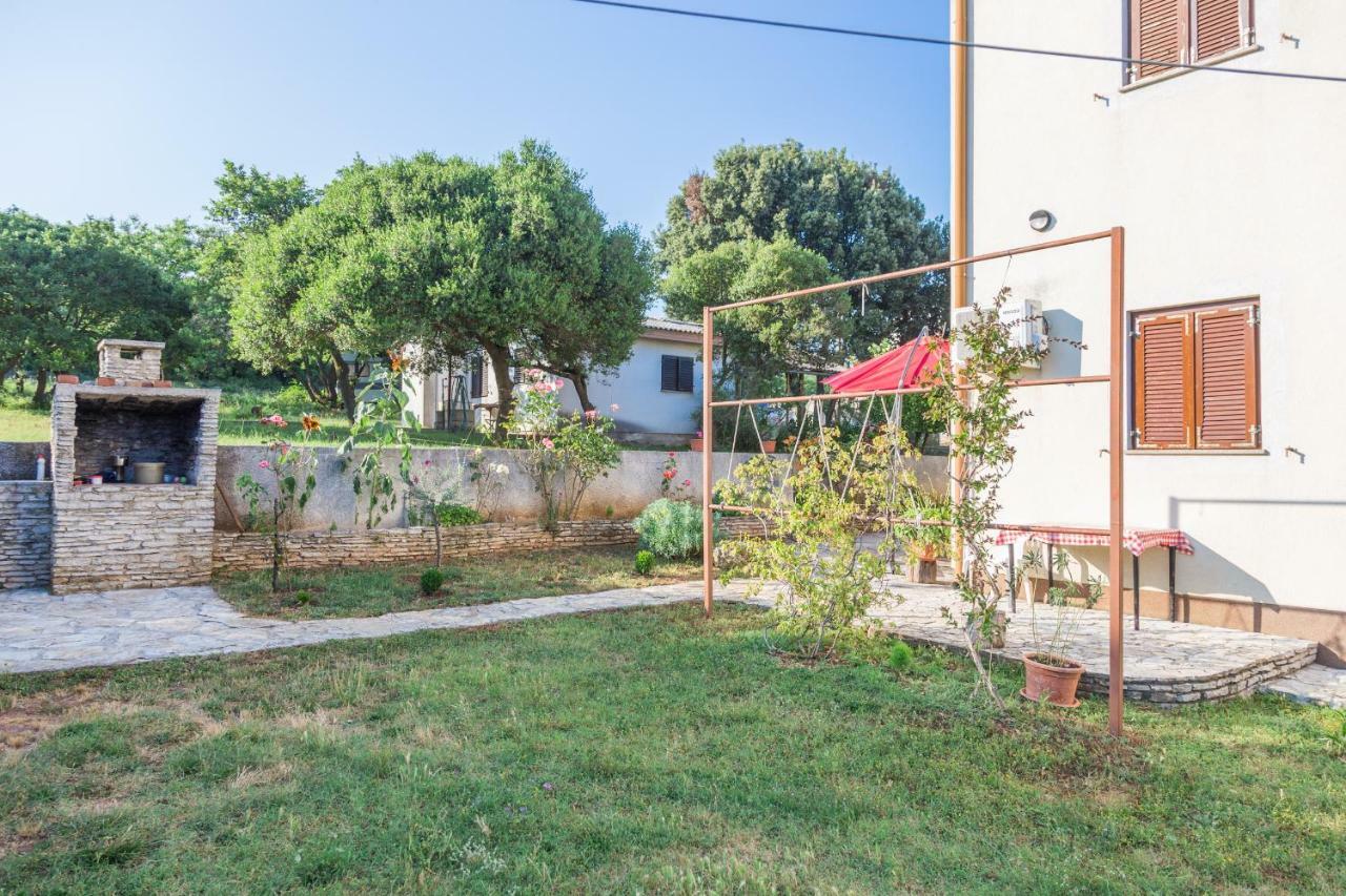Apartment Softic Pula Exterior photo